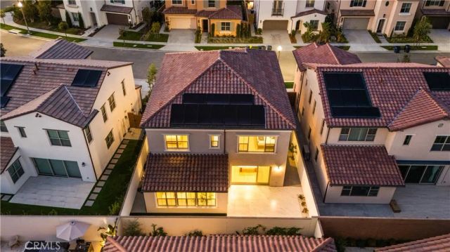 168 Somera, Irvine, CA 92602