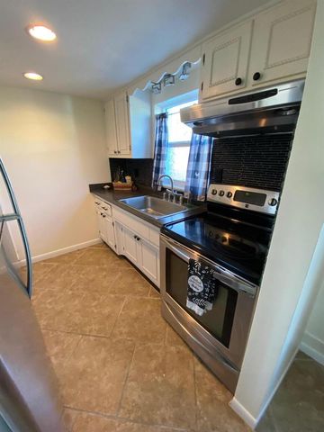 219 Lakeview 102 Avenue 102, Lantana, FL 33462