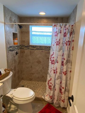 219 Lakeview 102 Avenue 102, Lantana, FL 33462