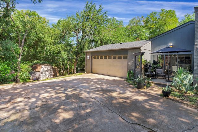 1648 Tierney Road, Fort Worth, TX 76112