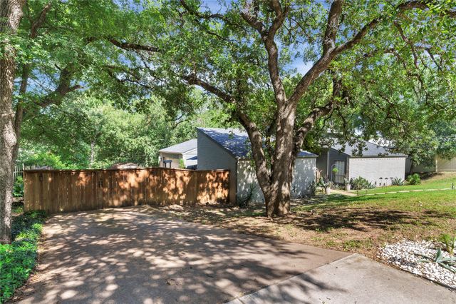 1648 Tierney Road, Fort Worth, TX 76112