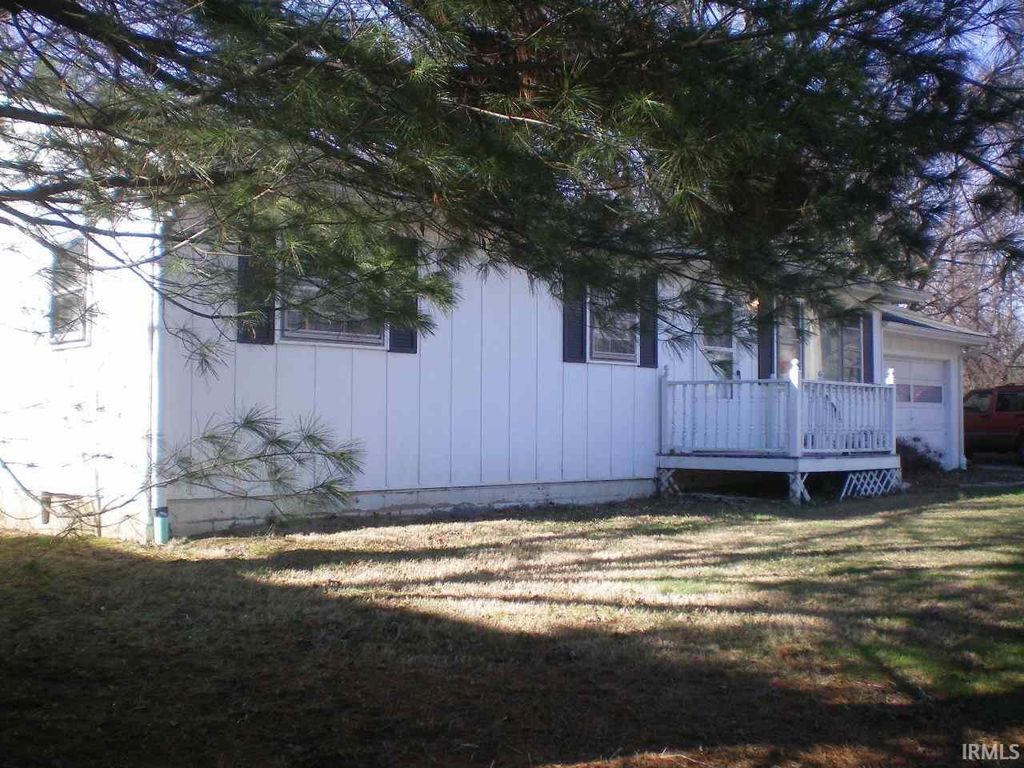 2213 W Arlington Road, Bloomington, IN 47404