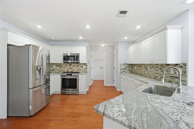 4617 Howell Farms Drive, Acworth, GA 30101