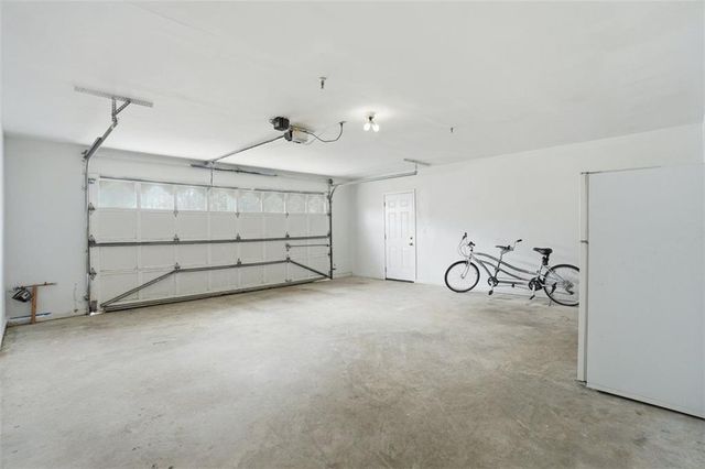 4617 Howell Farms Drive, Acworth, GA 30101