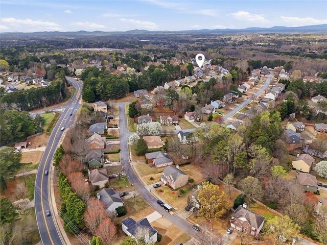 4617 Howell Farms Drive, Acworth, GA 30101