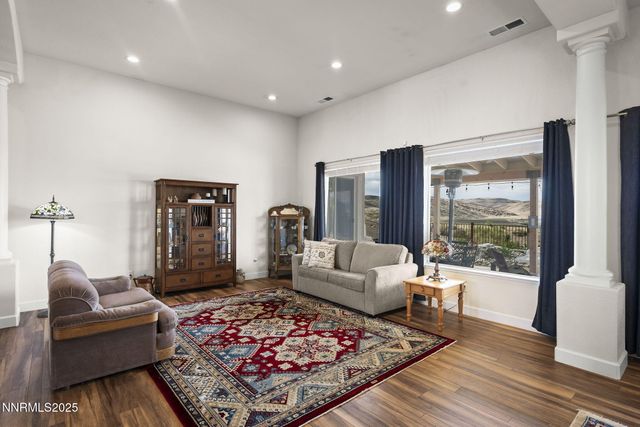 4541 Silian Court, Sparks, NV 89436