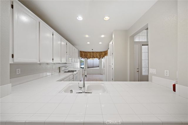 29303 Hidden Lake Drive, Menifee, CA 92584