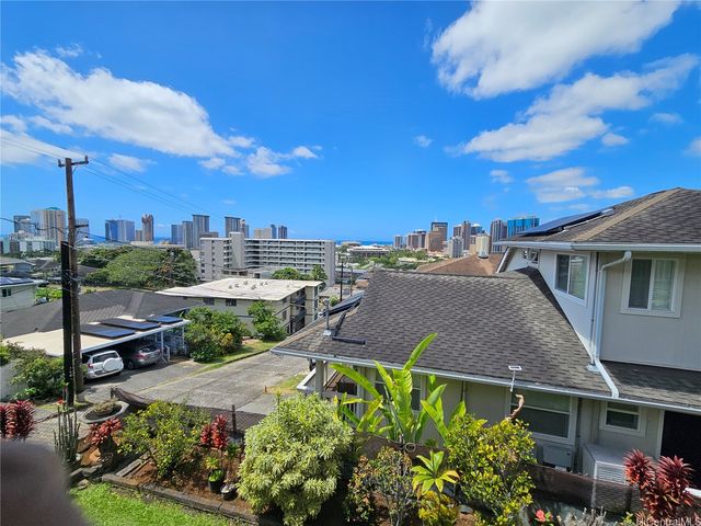 1578 Pele Street, Honolulu, HI 96813