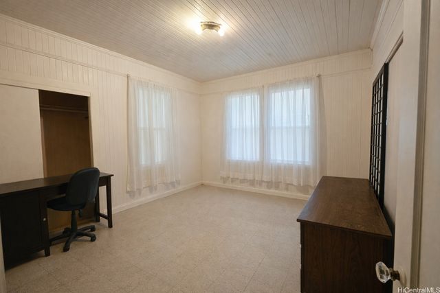 1578 Pele Street, Honolulu, HI 96813