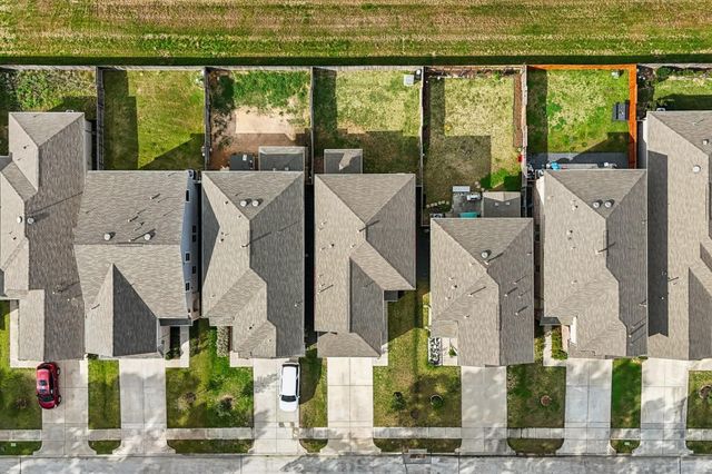 12130 Blooming Willow Drive, Tomball, TX 77377