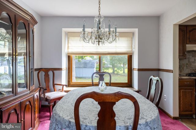 14 DEER PARK CIR, Blackwood, NJ 08012