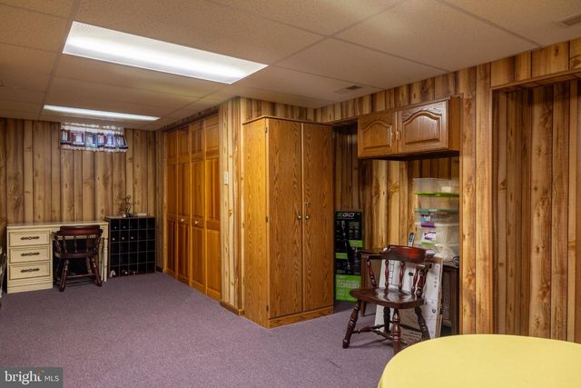 14 DEER PARK CIR, Blackwood, NJ 08012