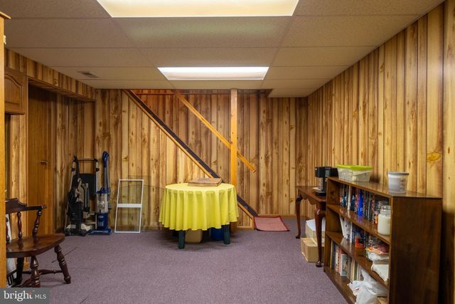 14 DEER PARK CIR, Blackwood, NJ 08012