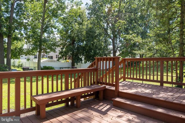 14 DEER PARK CIR, Blackwood, NJ 08012