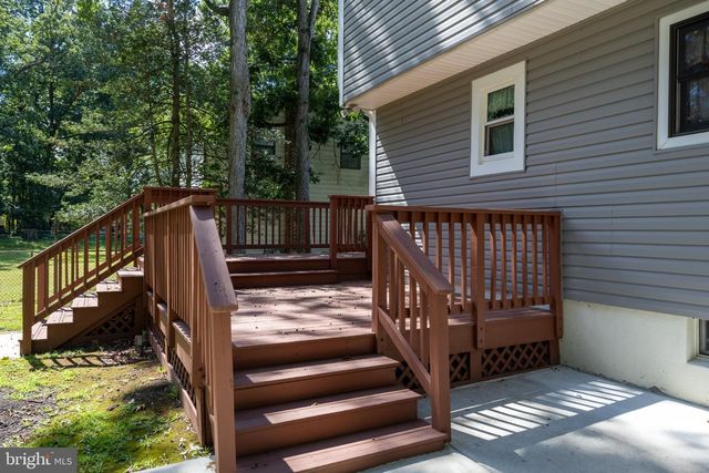 14 DEER PARK CIR, Blackwood, NJ 08012