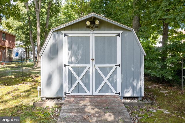 14 DEER PARK CIR, Blackwood, NJ 08012