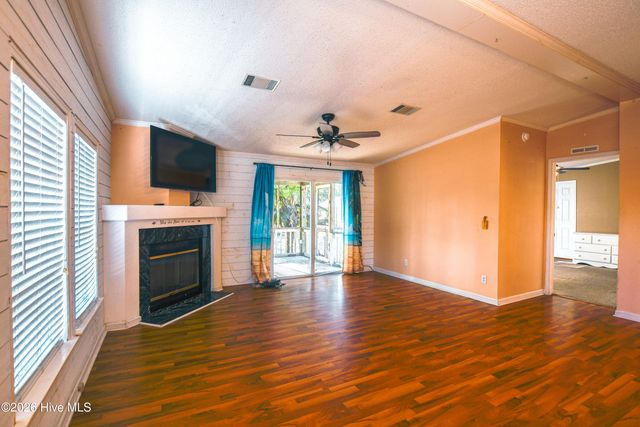 118 Woodland Drive, Swansboro, NC 28584