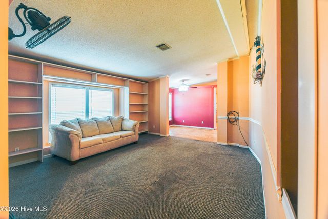 118 Woodland Drive, Swansboro, NC 28584