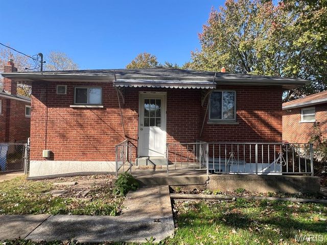 4436 Picajune Avenue, Berkeley, MO 63134