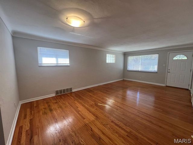 4436 Picajune Avenue, Berkeley, MO 63134