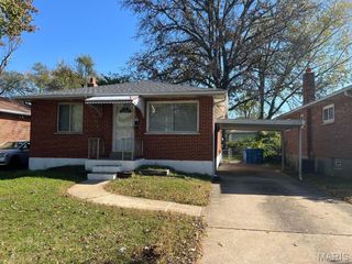 4436 Picajune Avenue, Berkeley, MO 63134