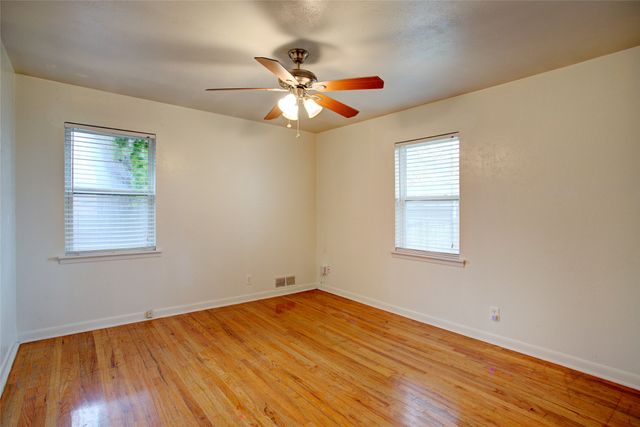 213 Sheri Lane, Hurst, TX 76053