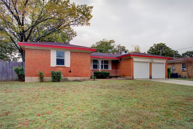 213 Sheri Lane, Hurst, TX 76053