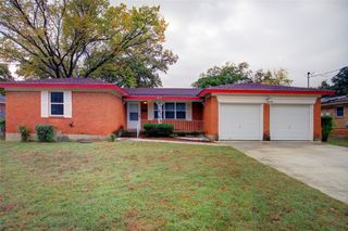 213 Sheri Lane, Hurst, TX 76053