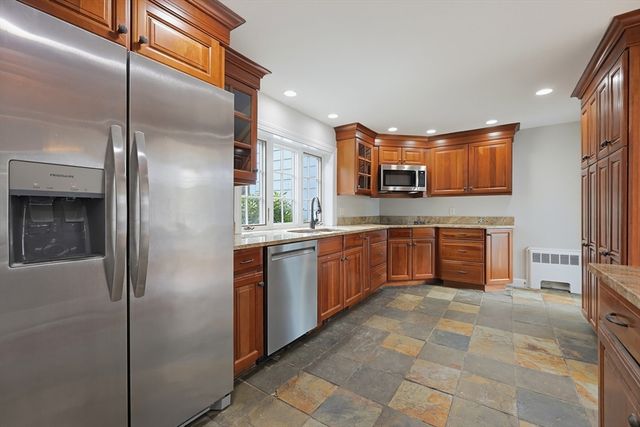 57 Bullard St, Norwood, MA 02062