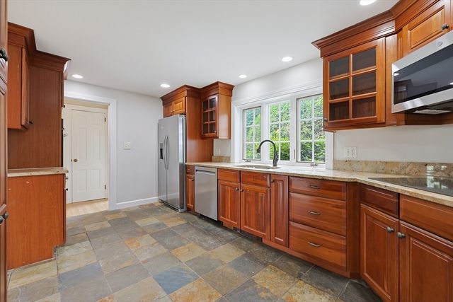 57 Bullard St, Norwood, MA 02062