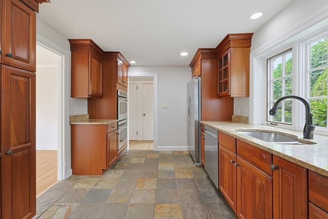 57 Bullard St, Norwood, MA 02062