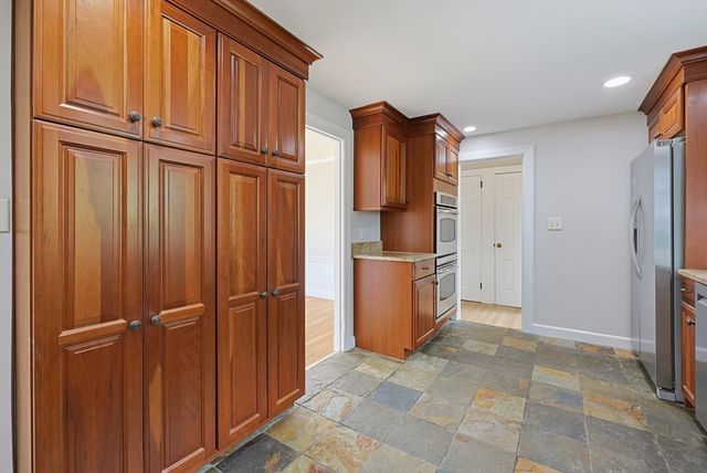 57 Bullard St, Norwood, MA 02062