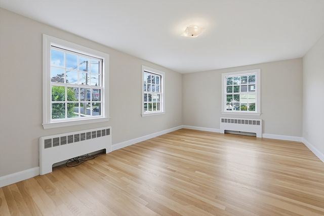 57 Bullard St, Norwood, MA 02062