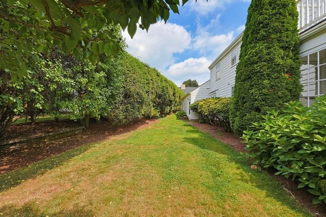 57 Bullard St, Norwood, MA 02062