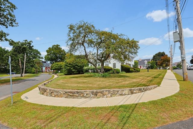 57 Bullard St, Norwood, MA 02062