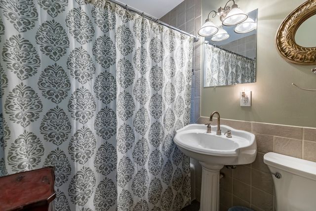 18024 Highland Avenue, Homewood, IL 60430