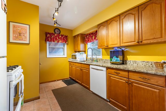 18024 Highland Avenue, Homewood, IL 60430