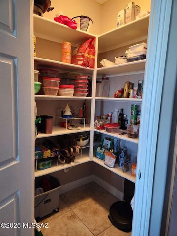 7100 W Cliff Spring Trail, Marana, AZ 85658