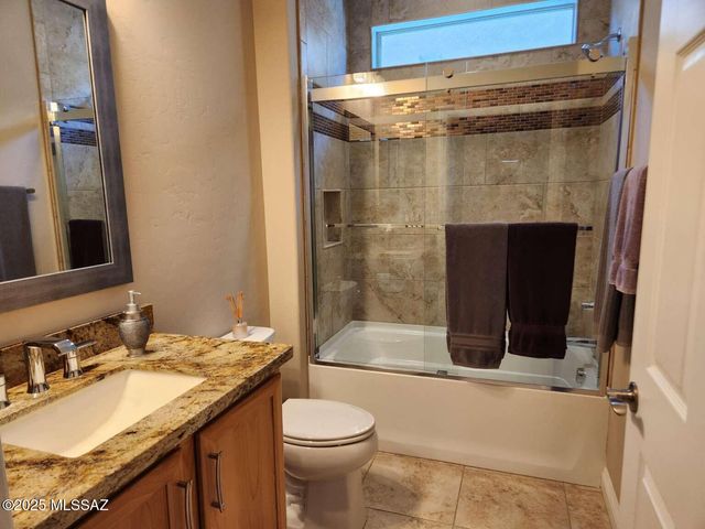 7100 W Cliff Spring Trail, Marana, AZ 85658