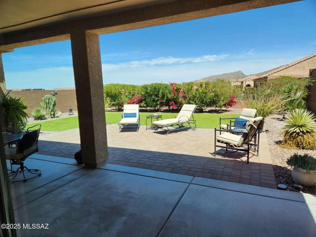7100 W Cliff Spring Trail, Marana, AZ 85658