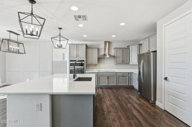 25632 N 161ST Avenue, Surprise, AZ 85387