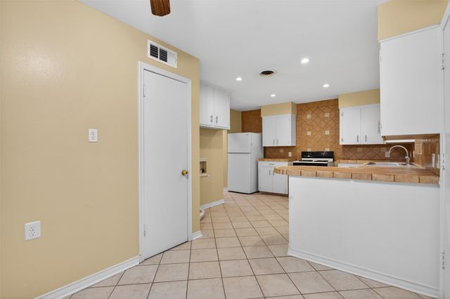 7132 Sorenson Circle, Dallas, TX 75227