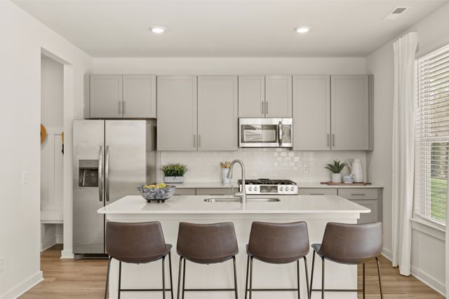 472 Lacewing Lane, Clarksville, TN 37043