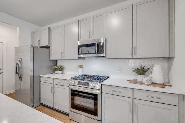 472 Lacewing Lane, Clarksville, TN 37043