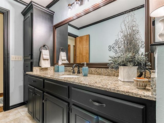 2609 SW 105th Street, Oklahoma City, OK 73170