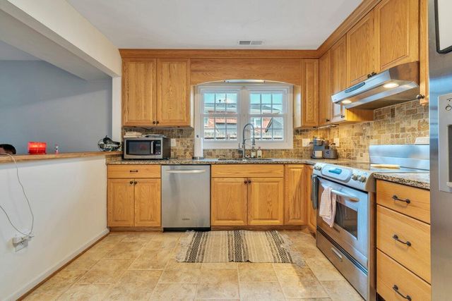 1312 Parksdale Manor DR, Salem, VA 24153