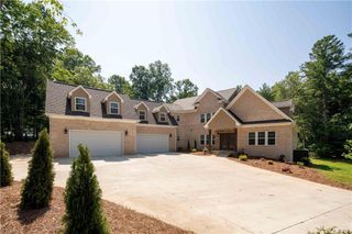 128 Provence Court, King, NC 27021