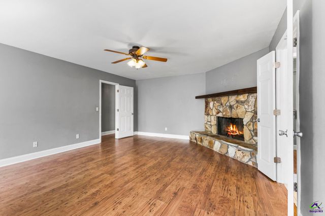 104 Haag Drive, Warner Robins, GA 31093