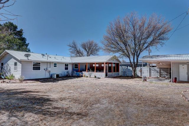 1310 W Philadelphia St, Marfa, TX 79843
