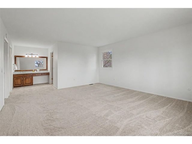 10681 W Dakan Mtn, Littleton, CO 80127